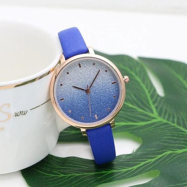 Relógios de pulso gradiente dial design relógios para mulheres moda cinto de couro esportes relógio de quartzo senhoras relógio relogio feminino montre femmes