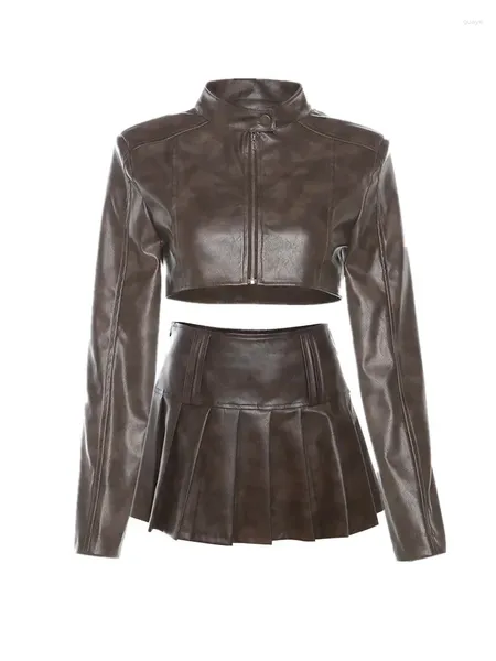 Abiti da lavoro Joskaa Marrone Pu Leather 2 pezzi Set Donna Sexy Zip manica lunga Crop giacche e minigonna a pieghe abbinata Autunno 2023