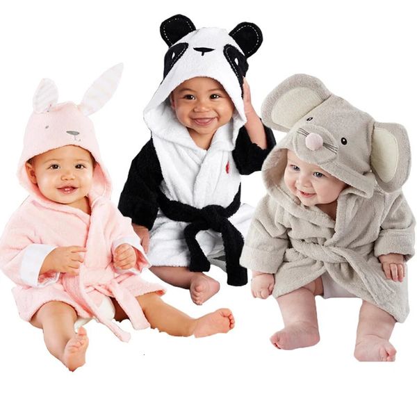 Handtücher Bademäntel Baby Kinder Kinder Pyjamas Panda Maus Kaninchen Bademantel Baby Homewear Jungen Mädchen Kapuzenmantel Strandtuch 231208