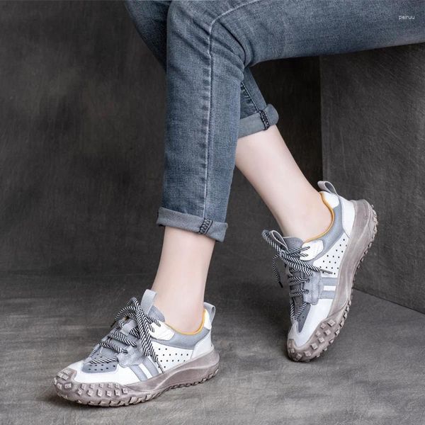 Scarpe eleganti Suola spessa Sneaker stringata goffa Moda Forma speciale Piattaforma piatta scavata morbida per le donne