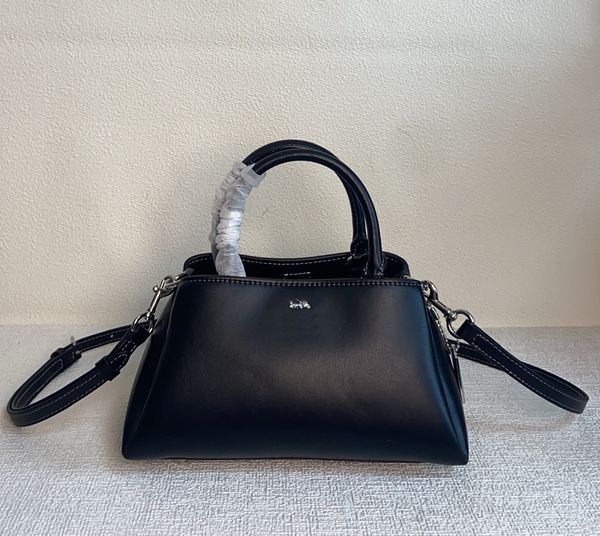 Klasik desen stili Diana çanta tasarımcısı çanta Yeni Tasarım Çanta Omuz Torbası Crossbody Çanta Üç kat renkle eşleşen küçük ve sevimli