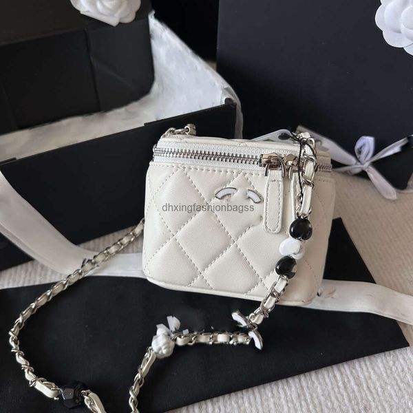 Designer Crossbody Channell Bag 11x9x8cm bolsas de sling bolsas de sacola para mulheres com pingente em forma de coração e bolsas de maquiagem de bola Bolsas de luxuris