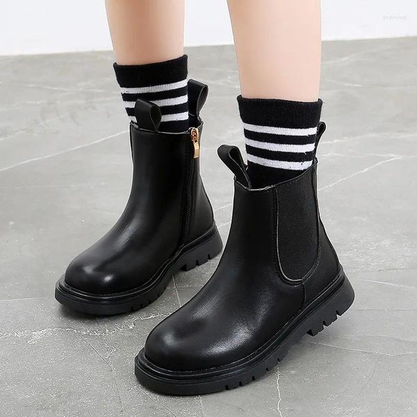 Botas 2023 crianças couro antiderrapante moda grossa sola preta para menina outono inverno versátil crianças round-toe tornozelo