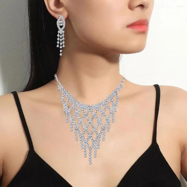 Collana orecchini set orecchino strass lucido forma geometrica appeso gioielli di lusso per banchetti di ballo di fine anno della sposa stile principessa