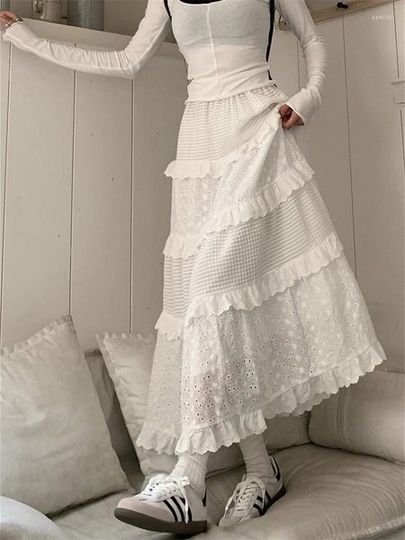 Faldas Falda larga blanca Mujer Moda coreana Lindo Gancho Flor Patchwork Volantes Cintura alta Una línea Maxi Falda Mori Girl