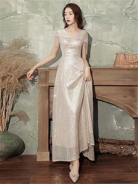 Partykleider Champagner-Kleid Frauenkleidung Feste Pailletten Pailletten Fransen Abendkleid V-Ausschnitt Kurzarm Long A-Line-Rock M384