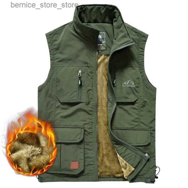 Gilet da uomo Inverno Uomo Gilet caldo in pile con molte tasche Autunno Maschile Casual Spessore Gilet multitasche Nuovo fotografo Giacca senza maniche Q231208