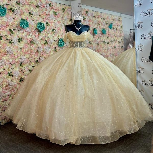 Sarı parlak lüks balo elbisesi quinceanera elbiseler boncuklar kristal parıltı omuz vestidos de 15 anos doğum günü bağcısı