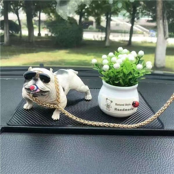 Design all'ingrosso Decorazione auto Bulldog Car Center Console Moda Portachiavi Portafoglio Ciondolo Borsa Catena per cani Simulazione interni auto Cane