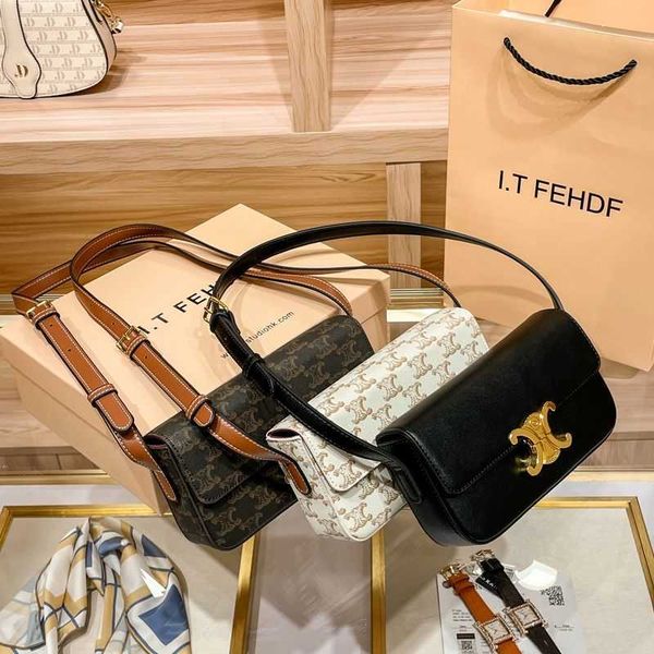 Legal Copy Deisgner Celinss Bags Online-Shop Hong Kong echtes Leder bedruckte Unterarmtasche 2023 neue schwarz-goldene Nische High-End-Feeling mittelalterliche Umhängetasche Club fo