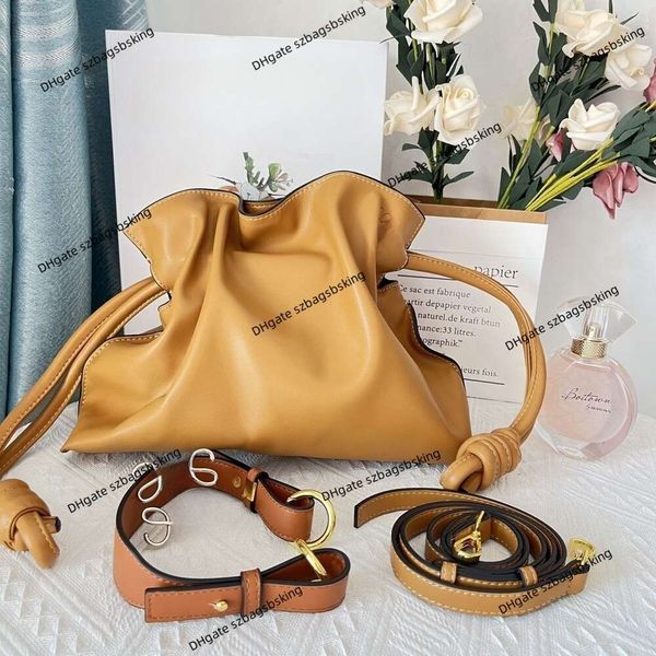 Luxus -Einkaufstasche Eins Schulter -Crossbody Handtasche Hochwertiges Cowhide Lucky Bag mit Kordelschaufelknödelknödelbeutel Handheld unregelmäßige Einkaufstasche