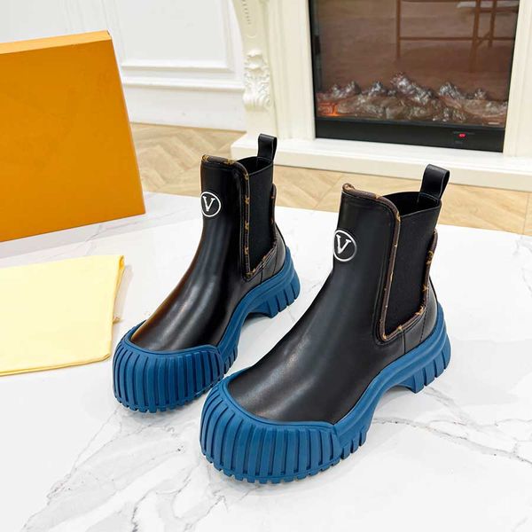 Designer Damen Stiefeletten Laureate Boots Love Medal Martin Boot Winter echtes Leder grobe High Heel Schuhe Luxus Desert Chunky Booties 2024