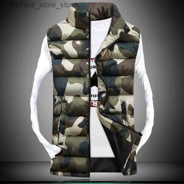 Gilet da uomo Gilet da uomo Nuovo arrivo Moda Camouflage Coppia Casual Gilet con cappuccio da uomo Stile coreano Slim senza maniche Giù caldo Q231208