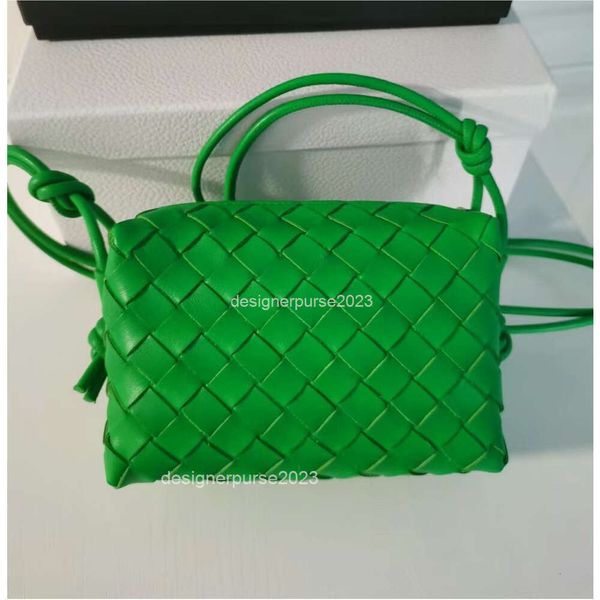 One Botegas Camera Venetas Cross Loop Color Purse Shoulder Designer Loop Bag Candy Lady Mini Bags 2023 Diagonal Leather Woven Small Square Zc4q