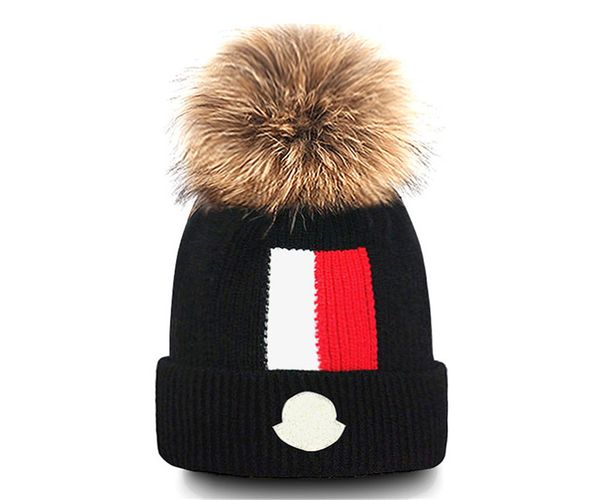 Novo designer clássico de luxo outono inverno estilo quente gorro chapéus homens e mulheres moda universal boné de malha outono lã ao ar livre quente crânio bonés S-19