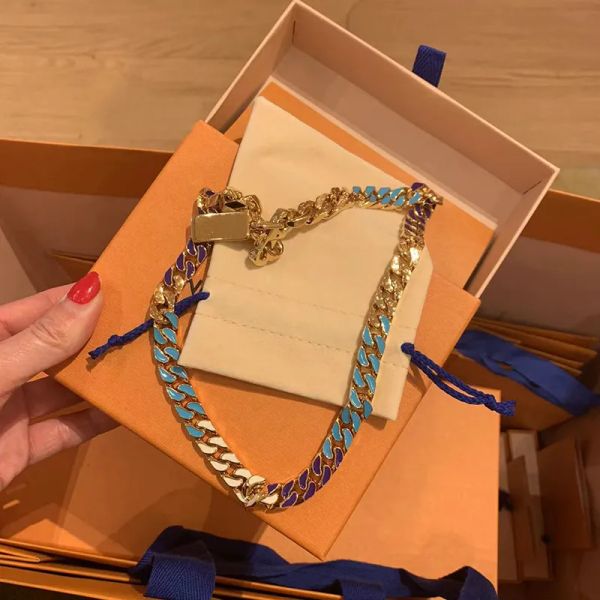 Роскошные дизайнерские украшения для мужчин Роскошные дизайнерские модные ожерелья с золотым узором Цепи Ювелирные изделия Аксессуары для вечеринок Подарок на годовщину с коробкой оптом