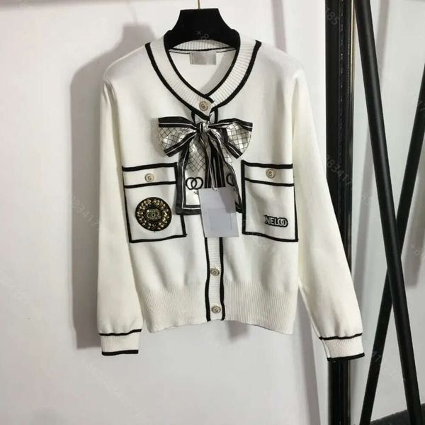 2023 Tasarımcı Kadın Kazak Ceket Tığ işi Mujer Yün Hardigan Hoodie İnci Rozeti CCH Markası Uzun Kollu Ceket Sweaters Sıradan Kadın 688ss