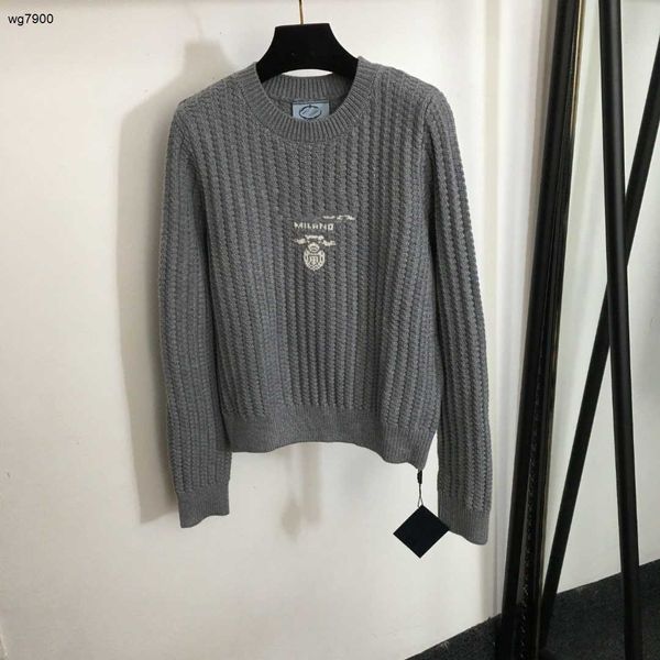 Tasarımcı Sweater Kadın Marka Kadın Giyim Sonbahar Üstleri Moda 3D Stripes Dekorasyon Uzun Kollu Kız Kazak Ladies Örgü Aralık 07 Yeni Gelişler