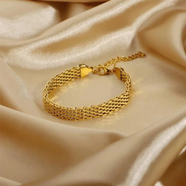Chaîne de montre en acier inoxydable plaqué or, bracelet empilable pour femmes, bracelet de conception de texture en métal occidental, bijoux cadeaux 231208