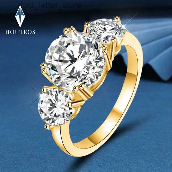 Yan Taşlarla 925 Sterling Sliver Moissanit Ring Üç Taş Laboratuar Grown Diamonds Nişan Yüzüğü Kadınlar için Düğün Güzel Takı Houtros YQ231209