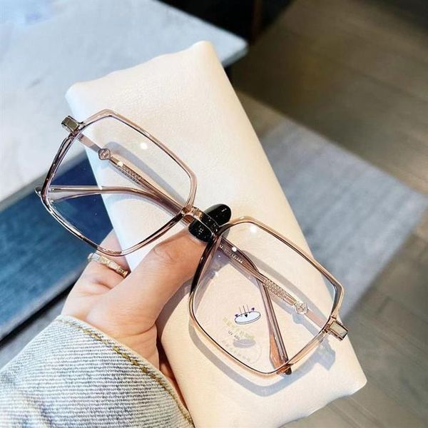Occhiali da sole alla moda Montature per occhiali unici firmati quadrati chiari anti-blu Eleganti occhiali neri retrò tendenza oversize vintage Co335t