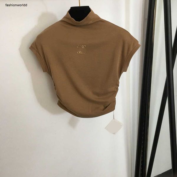 lussuose magliette da donna di marca di abbigliamento per top estivi moda Logo sul petto da donna per il tempo libero pullover corto 8 dicembre 11