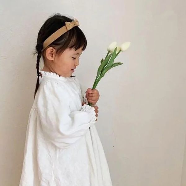 Vestidos de meninas 2024 estilo breve linho aline runced para crianças roupas sólida casual longo vestido de menina de bebê 231208