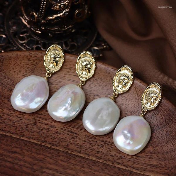 Orecchini pendenti S925 Interi bottoni barocchi in argento sterling placcato oro Perle d'acqua dolce naturali all'ingrosso