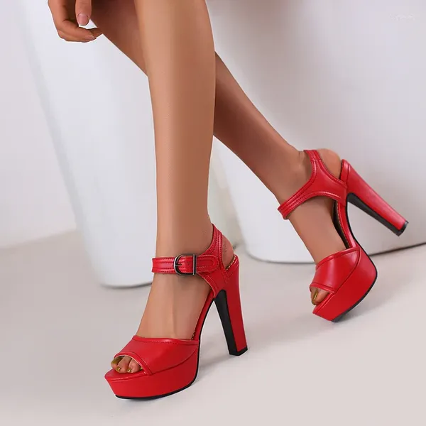Sandali estate 2023 piattaforma sexy tacchi altissimi peep toe design cucito eleganti scarpe da donna per feste di matrimonio di lusso rosso