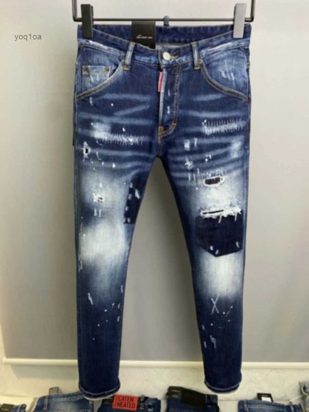 Jeans masculinos 2023 Novas calças jeans masculinas D2 Jeans Slim Fit Wash Micro Elastic Casual Imprint Car Scramble Patch Trendy e FashionableL231210