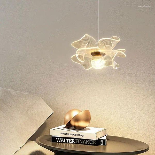 Kronleuchter Moderne LED-Kronleuchter für Esszimmer Küche Schlafzimmer Dekoration Deckenpendelleuchte Kleine Goldblumen-Design-Pendelleuchte