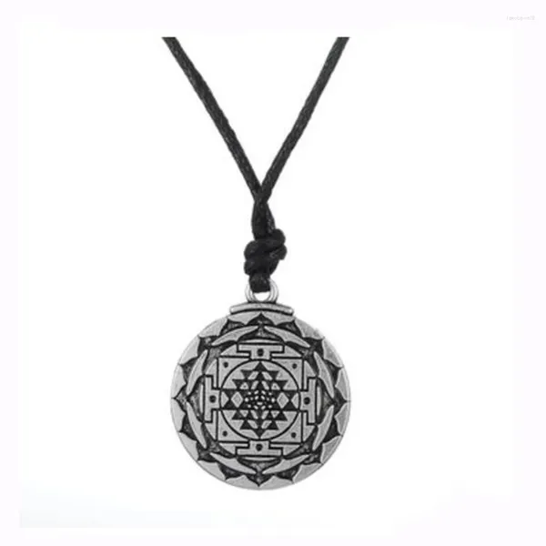 Collane con ciondolo Portogallo Mandala CHAKRA 3° occhio Dea indù Yoga Sri Yantra Wiccan Pagan Punk Uomini Collana di corda Gioielli India