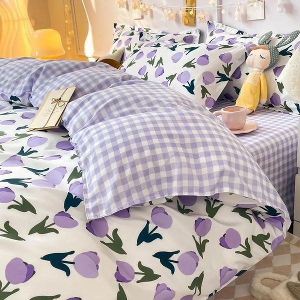 Conjuntos de cama Ins estilo conjunto sem enchimento roxo tulipa moda capa de edredão folha plana fronha meninas meninos único tamanho duplo roupa de cama 231211