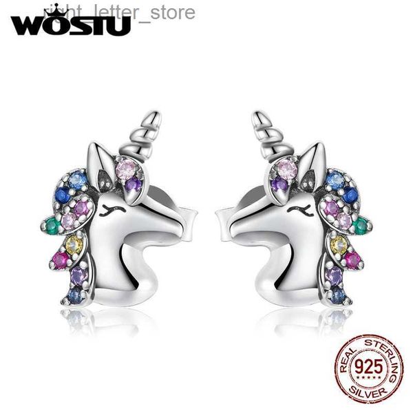 Stud Wostu 925 Gümüş Renkli At Saplama Küpe Gökkuşağı Hayvanları Kadınlar İçin Tek Boynuzlu At Küpe Moda Gümüş Takı CTE496 YQ231211