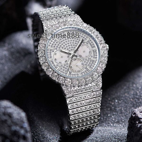 moissanite watch Tasarım Moissanite Watch Erkekler Elmas İzle Çelik Band Butterfly Bute Hip Hop Style Saat Kuvars