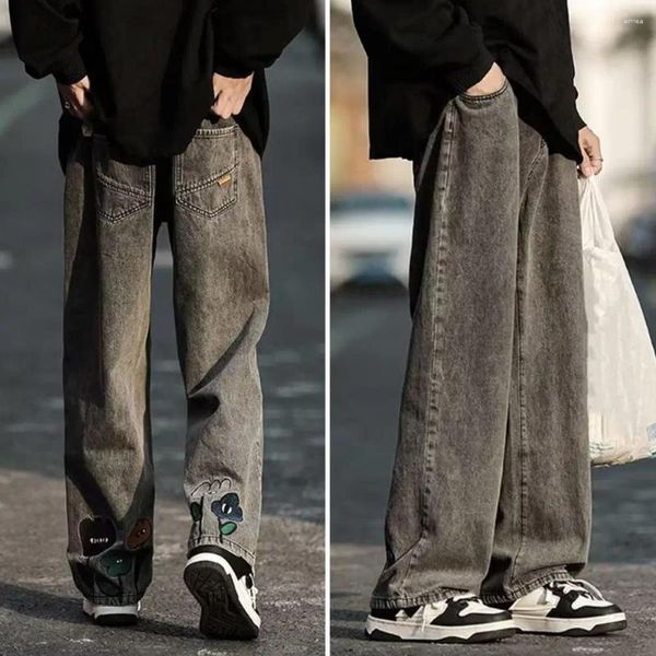 Jeans da uomo Pantaloni larghi da uomo Streetwear Gamba larga con ricamo floreale a cartoni animati Elastico in vita profondo per la moda