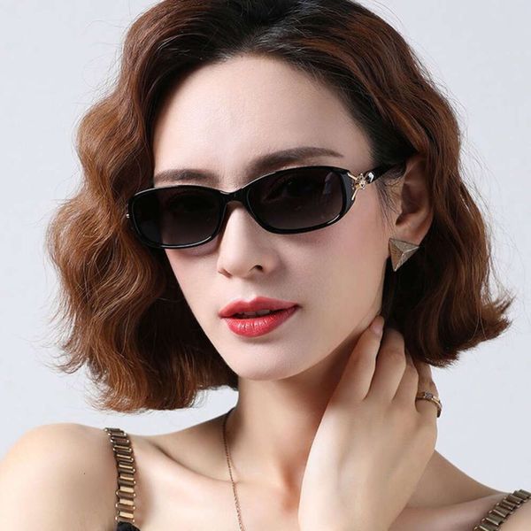2023 novos óculos de sol polarizados para mulheres com cabeça de raposa diamante óculos de sol de armação pequena, modernos e elegantes, óculos anti UV