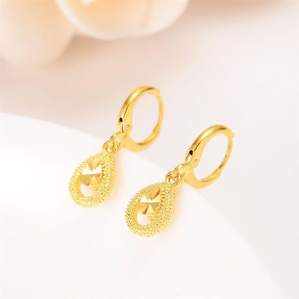 Lindo pendiente de oro gota de agua Niñas Damas Fiesta de cumpleaños Moda 22 K 24 K Baht tailandés Chapado en oro fino Bandas de compromiso Promise269D