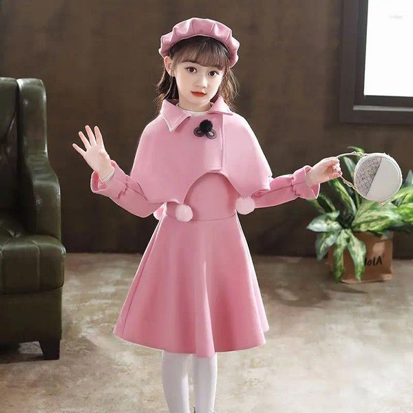 Kleidungssets Kinderanzüge für Mädchen Mode Prinzessin Kleid Mantel Baskenmütze 2 Stück Kinder Herbst Winter Geburtstag Woolen Koreanisches süßes Kostüm S40