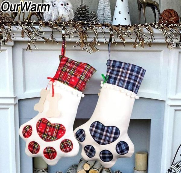 Bizim warm 10pcs 46x28cm Köpek Kedi Çocuklar İçin Büyük Evcil Hayvan Noel Çorapları Şeker Hediye Çantası Ekose Pençe Çorap Noel Ağacı Süsleri 202438352