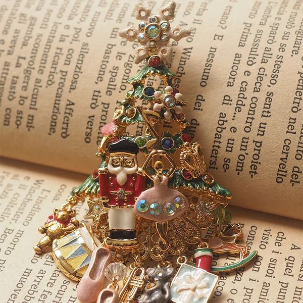 Pins Broschen Vintage Mode Weihnachtsbaum Ballerina Wachen Anhänger Fransen Brosche Pins Frauen Accessoires Bijoux Niedliche Dinge Para Mujer Femme 231208