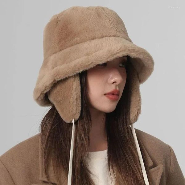 Berretti Moda coreana Protezione per le orecchie Cappelli a secchiello per le donne Autunno e inverno Viaggi Versatile Caldo Retro Tinta unita Peluche Cappellini da uomo