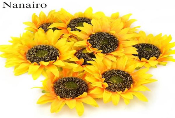 30 Stück große 14 cm künstliche Seiden-Sonnenblumen-Blütenköpfe für Zuhause, Hochzeitsdekoration, DIY, Sammelalbum, Weihnachtsfeier, Bastelbedarf8905037