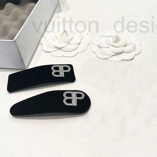 Haarspangen Haarspangen Designermarke Sparkly Crystal Letter Clip Damen Waterdrop Velvet Modeaccessoires LU2U