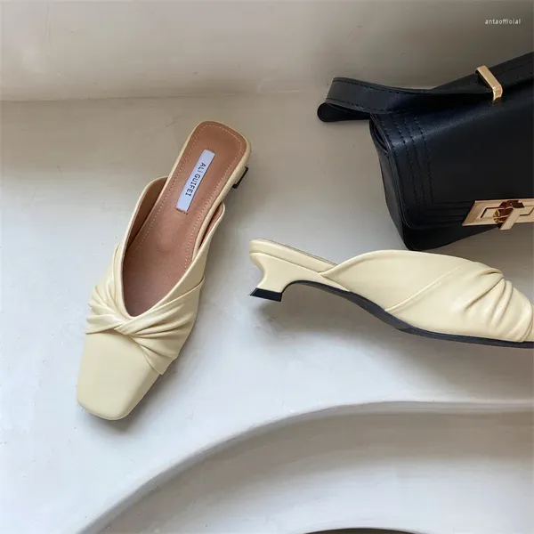 Terlik somunları kare ayak parmağı ayakkabıları kadın 2023 düşük gündelik pantofle lüks kapak kumaş kauçuk pu toynak topuklu moda Roma S