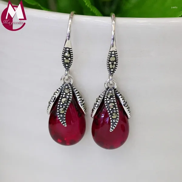 Orecchini pendenti Goccia di giada rossa di lusso per donna Gioielli in argento sterling 925 Tre gemme d'acqua Calcedonio SE88