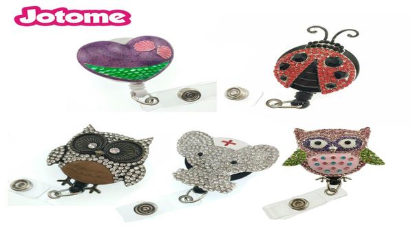 10 pz Carino Smalto Strass Forma Animale Coccinella Elefante Aquila Retrattile ID Badge Reel per Studente Infermiere Medico Ufficiale Suplie6683014