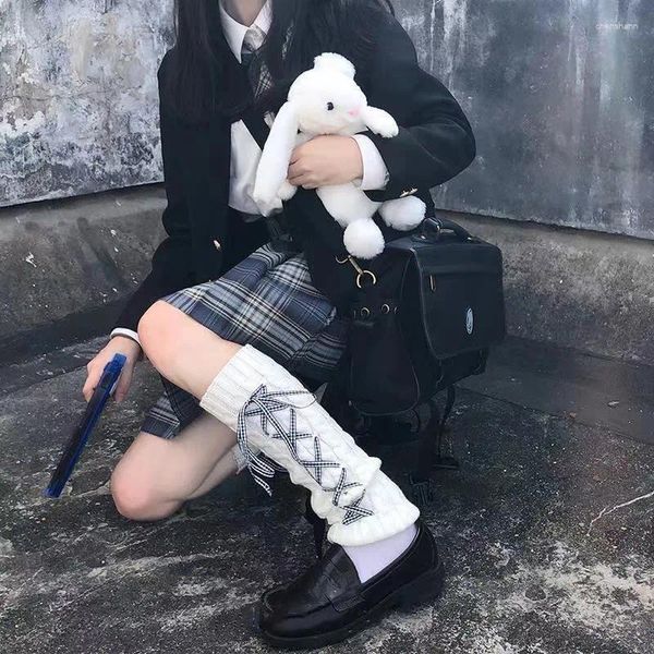 Kadınlar SOCKS Women's 2023 Sonbahar/Kış Nazik Tasarım Sense Japon Tatlı Orta Tüp Bow Tie Lolita Öğrencileri Sevimli Yün Örme Yığın