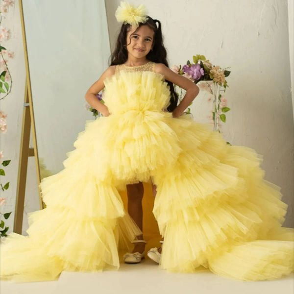 Einfache lange gelbe Blumenmädchenkleider mit Juwel-Ausschnitt, ärmellosem Tüll-Ballkleid, bodenlang, maßgeschneidert für die Hochzeitsfeier