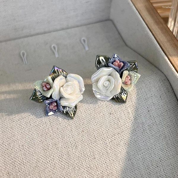 Dangle Ohrringe gegennow Französisch Vintage weiße Keramikblumen Ohren für Frauen Perlen Pflanze Silber Farbe Metall Party Schmuck